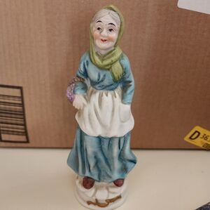 Vintage Homco Ceramic Woman Figurine with Basket of Grapes